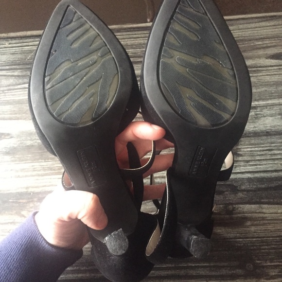SOLD! Anne Klein iFlex Crisscross Pumps - Picture 5 of 6